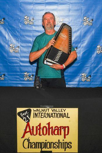 Michael Poole, 3rd Place Winner, 
2021 International Autoharp Championship
Back Stage Promo